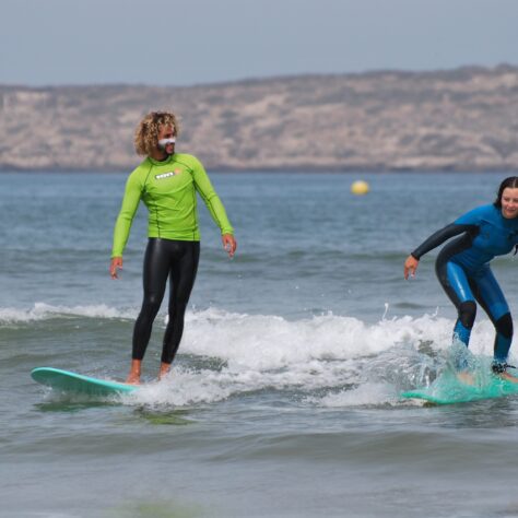 Semi-private surf lesson | 1h Adult